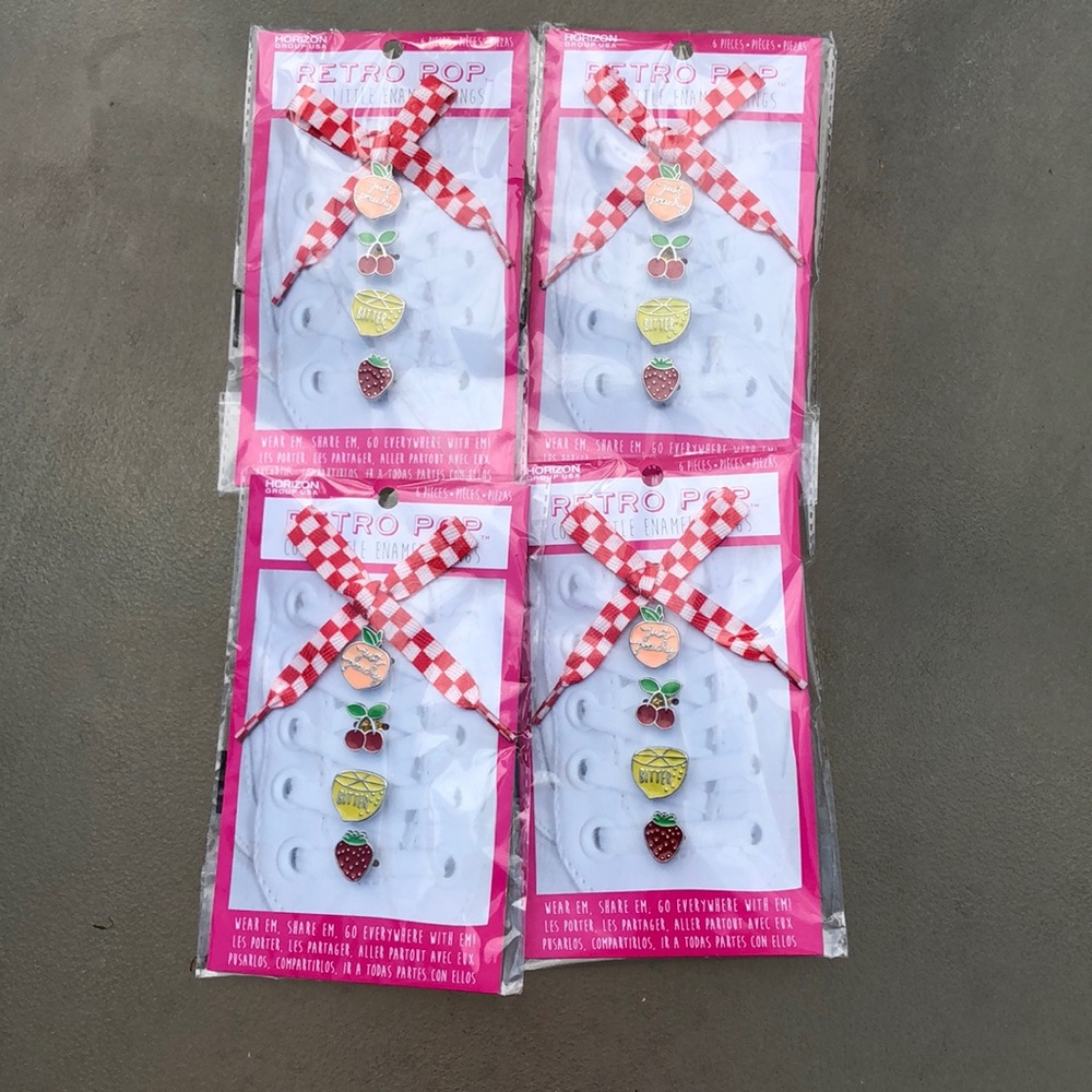 Retro pop shoelace bangles